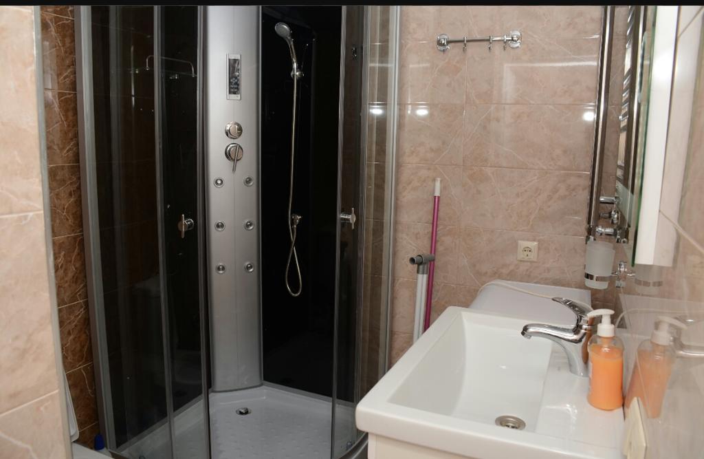 G.M.M Apartaments Batumi Esterno foto