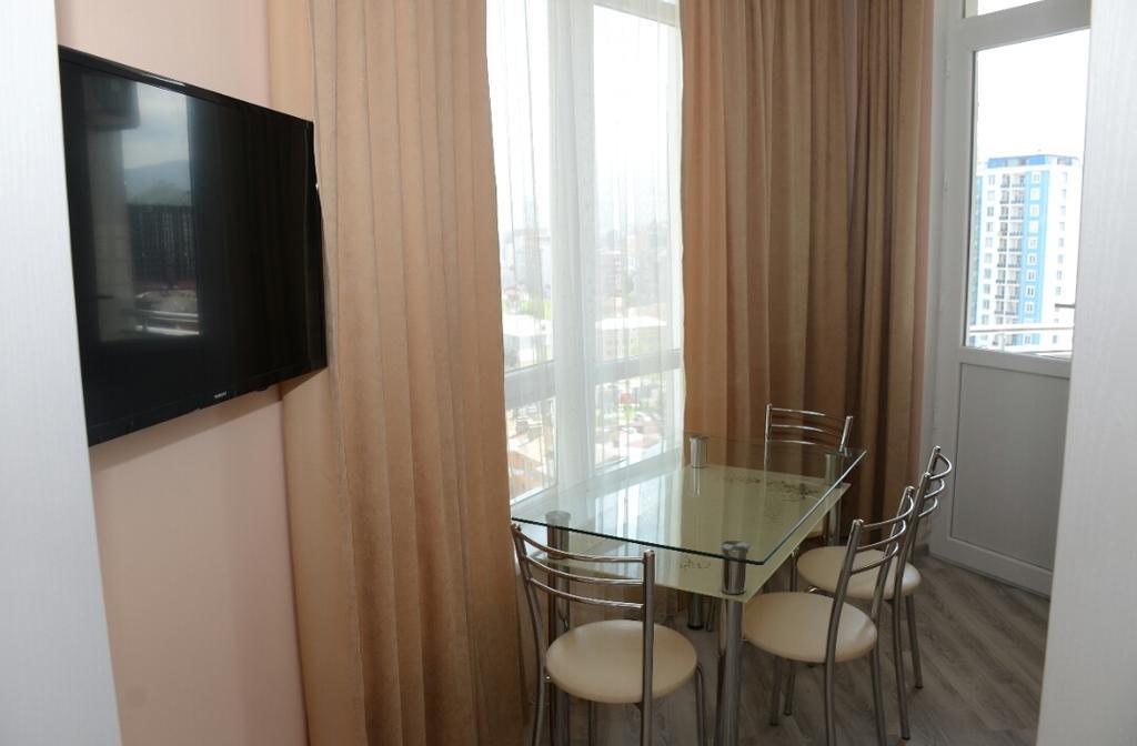 G.M.M Apartaments Batumi Esterno foto